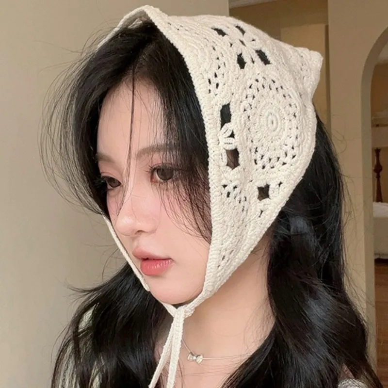 Hollow Printed Headscarf Woman Girls Solid Color Retro Sunscreen Headscarf Daily Travelling Triangle Headscarf Fashion Accessory
Hollow Printed Headscarf Woman Girls Solid Color Retro Sunscreen Headscarf Daily Travelling Triangle Headscarf Fashion Accessory