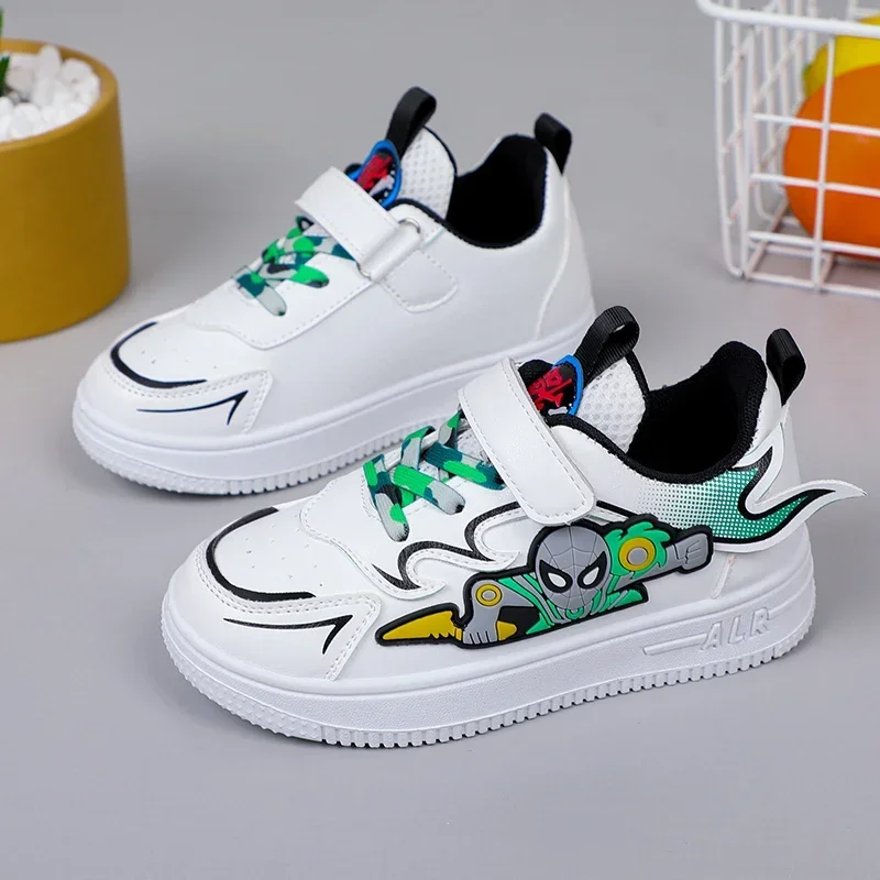 أحذية رياضية للبنات 2023 أحذية رياضية كاجوال جلدية جديدة للأطفال أحذية رياضية متوسطة وكبيرة على شكل سبايدر مان للأولاد أحذية رياضية للبنات 2023 أحذية رياضية كاجوال جلدية جديدة للأطفال أحذية رياضية متوسطة وكبيرة على شكل سبايدر مان للأولاد