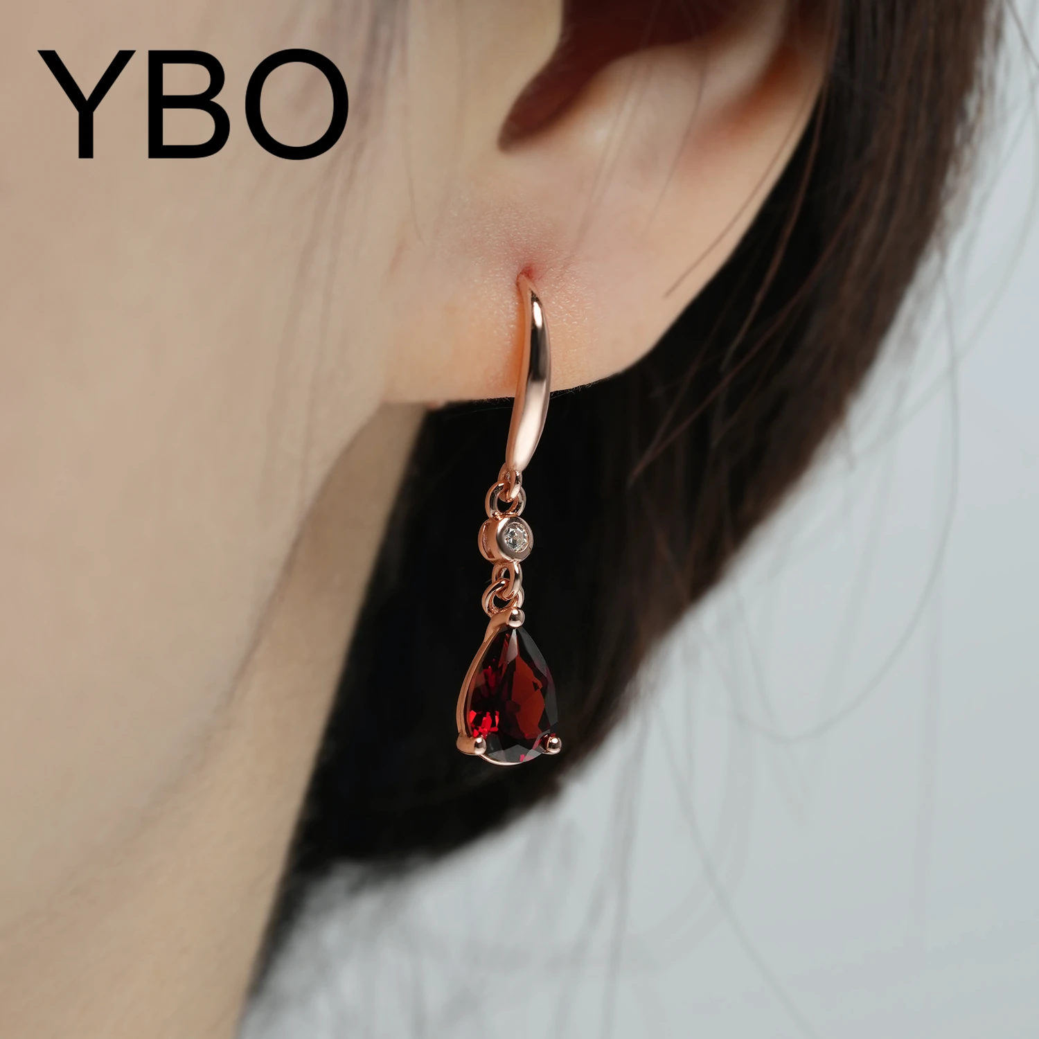 YBO Fashion Water Drop Garnet Zircon Drop Earrings For Women Natural Gemstone Long Pendant Earring 925 Sterling Silver Jewelry
YBO Fashion Water Drop Garnet Zircon Drop Earrings For Women Natural Gemstone Long Pendant Earring 925 Sterling Silver Jewelry
