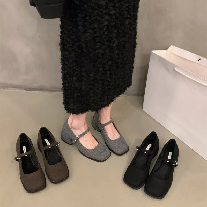 2024 Fashion Spring Women Mary Jane Shoes Shallow Buckle Ladies Elegant Low Heel Shoes Street Style Women's Pumps Shoes
2024 Fashion Spring Women Mary Jane Shoes Shallow Buckle Ladies Elegant Low Heel Shoes Street Style Women's Pumps Shoes