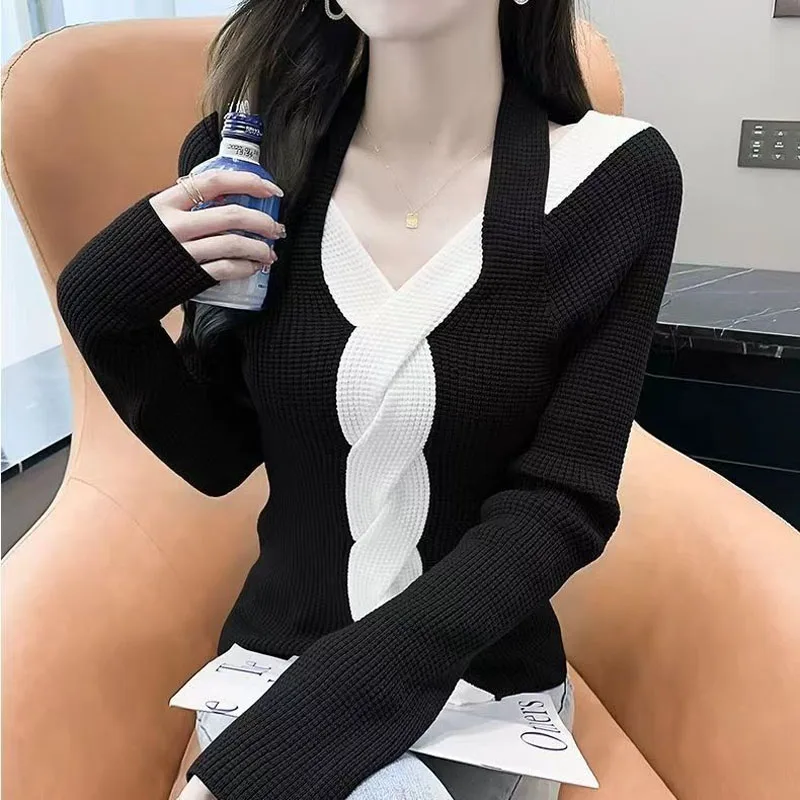 2023 New Autumn and Winter Fashion Trend Sexy Off Shoulder Neck Hanging Fried Dough Twists Color Matching Versatile Knitwear
2023 New Autumn and Winter Fashion Trend Sexy Off Shoulder Neck Hanging Fried Dough Twists Color Matching Versatile Knitwear