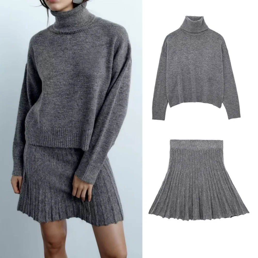 New winter fashionable and trendy women's long-sleeved turtleneck sweater 6771156 + pleated knitted mini skirt suit 6771153
New winter fashionable and trendy women's long-sleeved turtleneck sweater 6771156 + pleated knitted mini skirt suit 6771153
