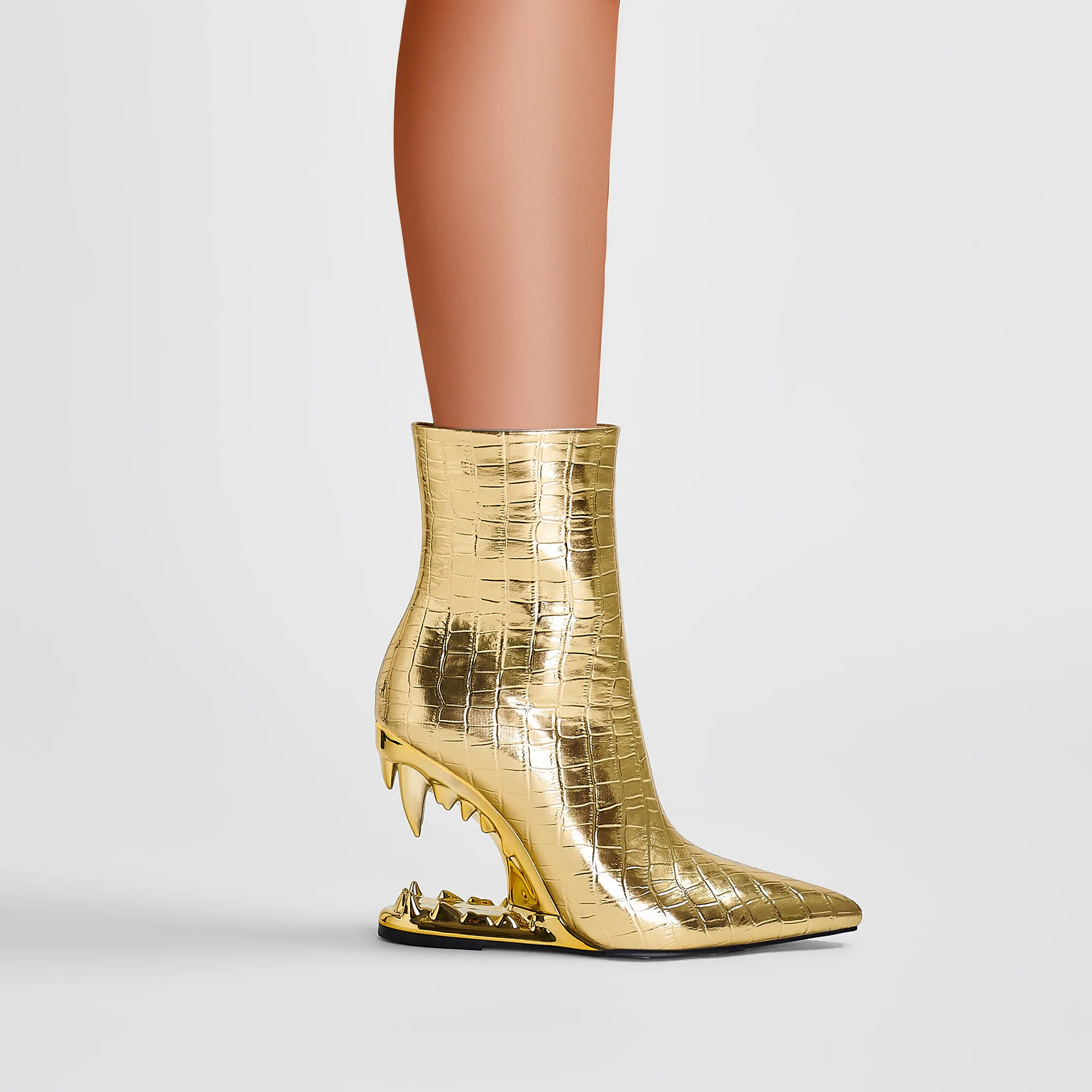 Shaped Wedge Gold Check Ankle Boots Pointed Toe Tiger Teeth Heel Stone Print Booties Plus Size Patent Leather Catwalk Botines
Shaped Wedge Gold Check Ankle Boots Pointed Toe Tiger Teeth Heel Stone Print Booties Plus Size Patent Leather Catwalk Botines
