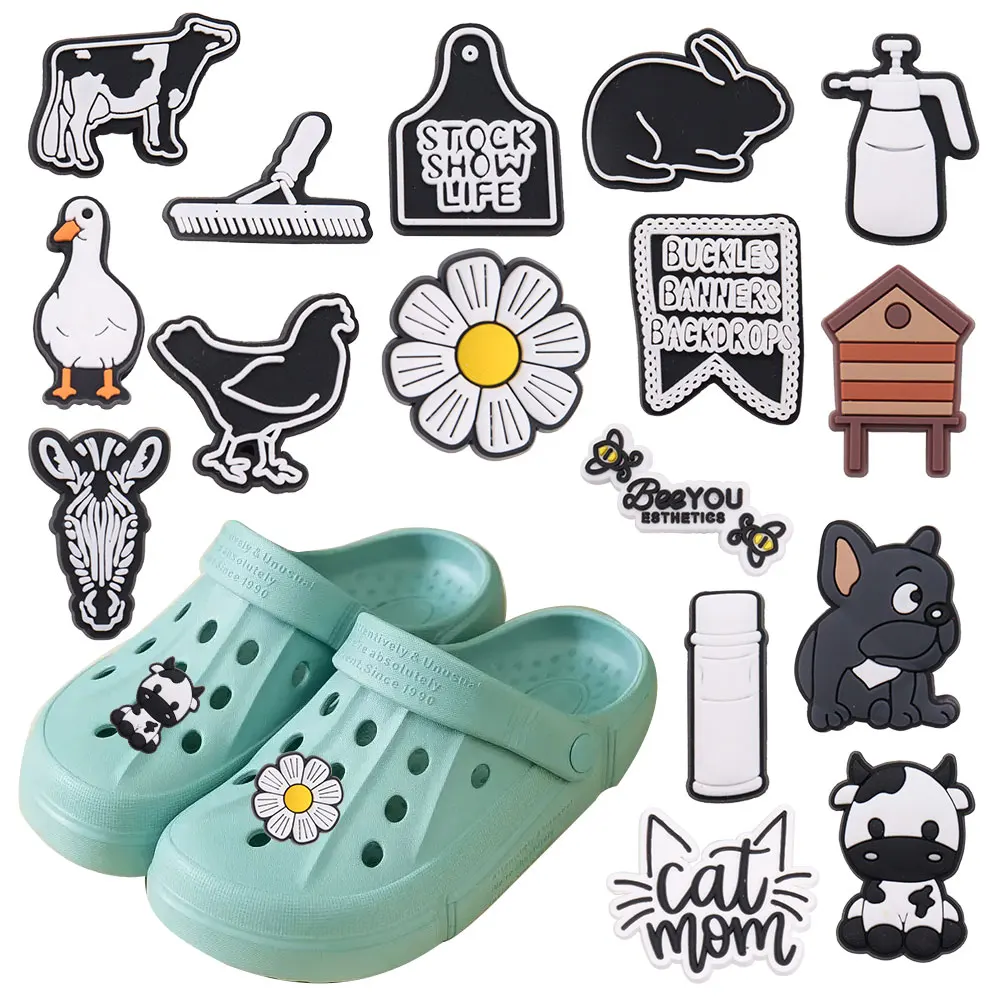 

Mix 50PCS PVC Cartoon Farm Animal Cow Duck Rabbit Chicken Dog Cat Mom Stock Show Life Garden Shoe Charms Accessories Croc Jibz
