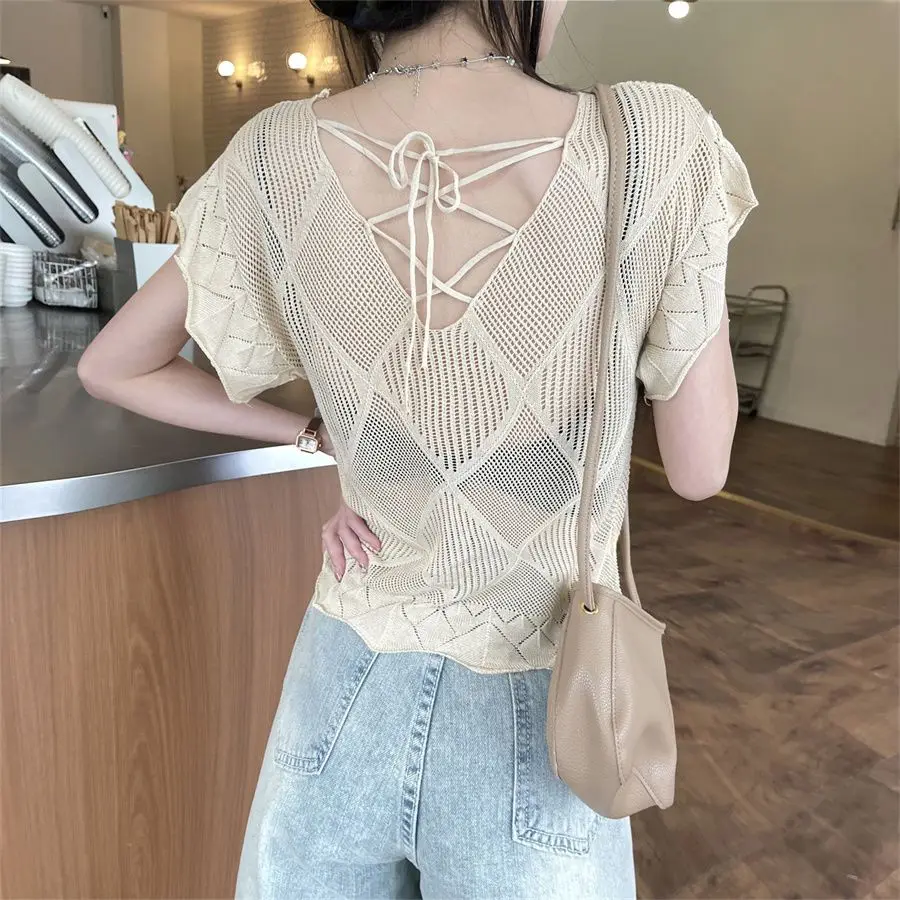 Stylish Cross Back Design Hollow Out T-Shirt for Women Cool Ice Silk Sexy Backless Holiday Cover Up Summer Women Clothing
Stylish Cross Back Design Hollow Out T-Shirt for Women Cool Ice Silk Sexy Backless Holiday Cover Up Summer Women Clothing