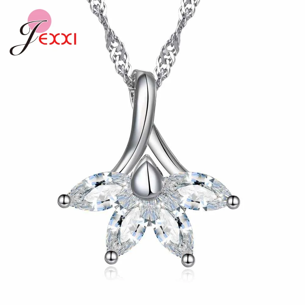 New Design Heart Four-leaf Flower Pendant Necklace for Women Girls Fashion Zircon 925 Sterling Silver Christmas Gift Jewelry
New Design Heart Four-leaf Flower Pendant Necklace for Women Girls Fashion Zircon 925 Sterling Silver Christmas Gift Jewelry