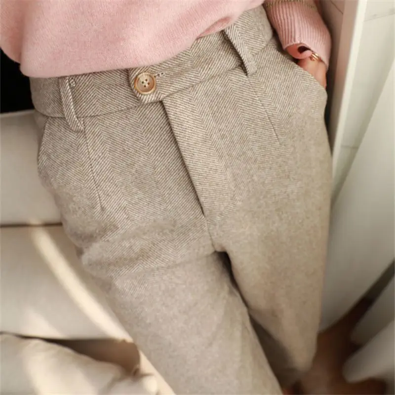 Pants Harem Pencil Pants 2023 Autumn Winter High Waisted Casual Suit Pants Office Lady Women Trousers pantaloni della tuta pants
Pants Harem Pencil Pants 2023 Autumn Winter High Waisted Casual Suit Pants Office Lady Women Trousers pantaloni della tuta pants