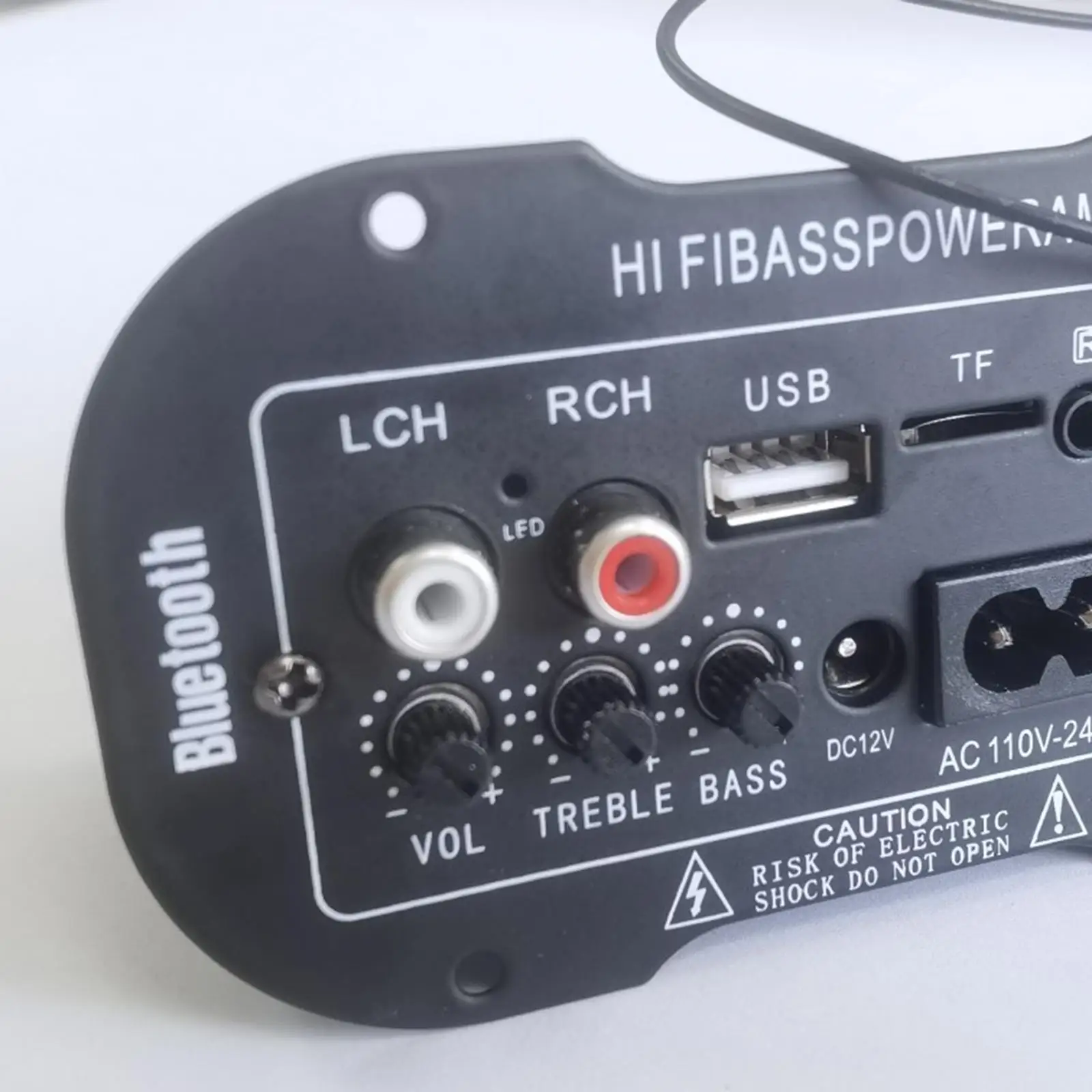 Черная Плата усилителя динамика Woopker, MP3 музыкальная TF-карта или U-диск, портативная и может быть установлена type 1
Черная Плата усилителя динамика Woopker, MP3 музыкальная TF-карта или U-диск, портативная и может быть установлена type 1