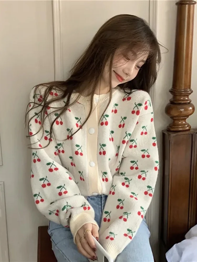 Jmprs Fashion Print Women Sweet Cardigan Japan Elegant Long Sleeve Knitted Sweaters Casual All Match Female Buttons Outwear New
Jmprs Fashion Print Women Sweet Cardigan Japan Elegant Long Sleeve Knitted Sweaters Casual All Match Female Buttons Outwear New
