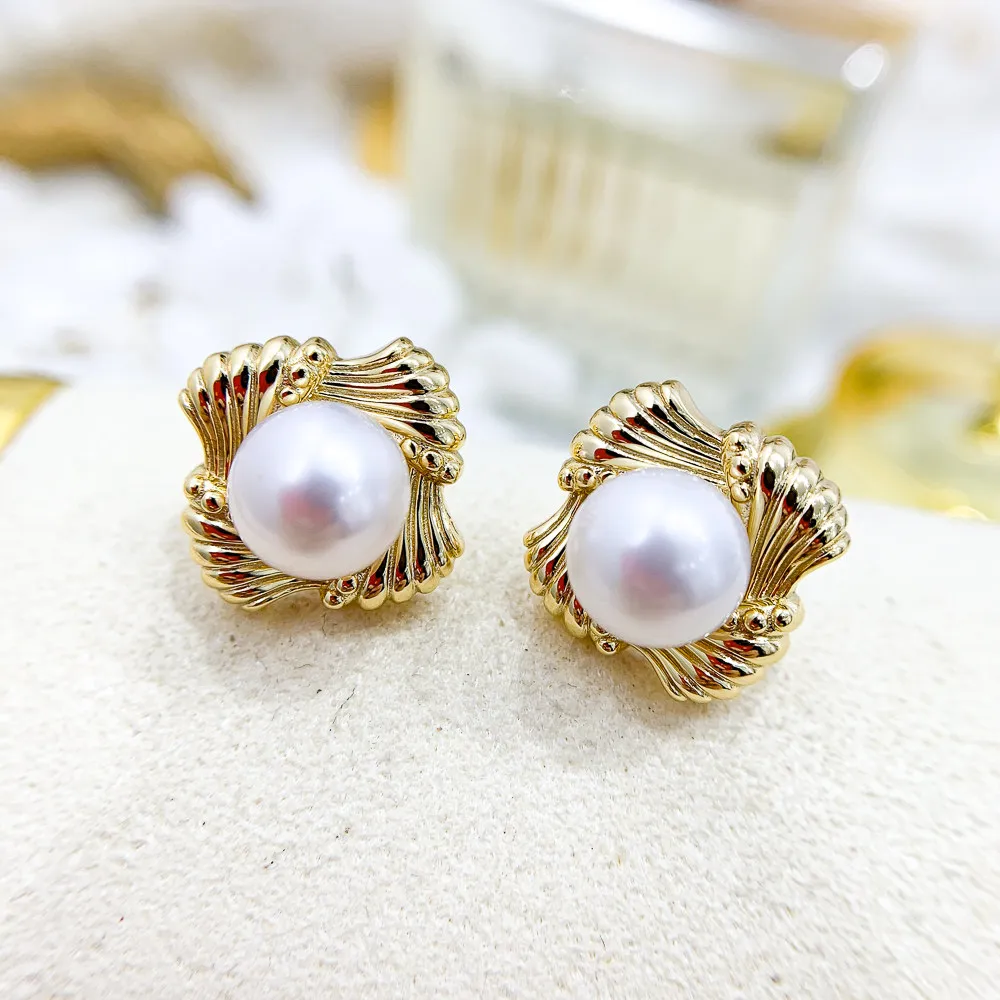 DIY Pearl Ear Stud Accessories S925 Sterling Silver Jewelry Gold Ear Stud Female Empty Fit 6-8mm Beads
DIY Pearl Ear Stud Accessories S925 Sterling Silver Jewelry Gold Ear Stud Female Empty Fit 6-8mm Beads