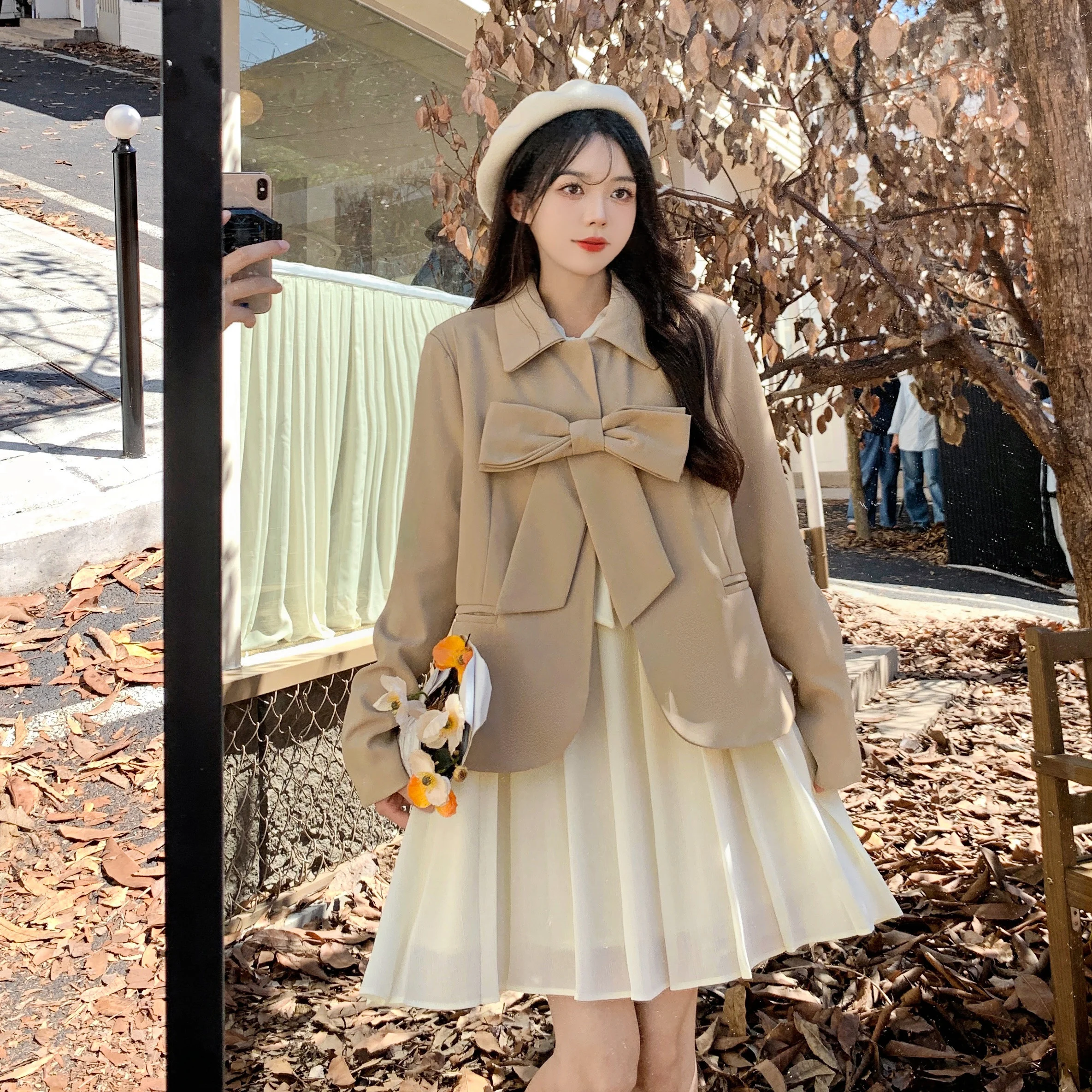 2023 New Suit Coat For Women Bow Spring And Autumn Temperament Advanced Sense Loose Slim Free Shipping
2023 New Suit Coat For Women Bow Spring And Autumn Temperament Advanced Sense Loose Slim Free Shipping