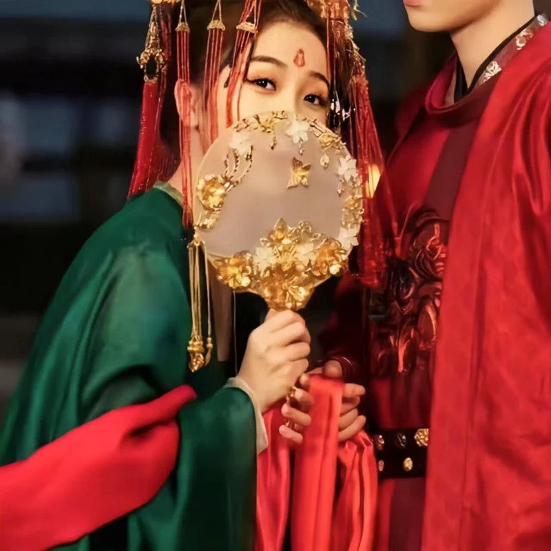 Cang Lan Jue Xiao Lanhua Fan Yunmengze Xiao Lanhua Wedding Fan Xiuhe Wedding Fan Handmade Antique Bride Wedding Fan
Cang Lan Jue Xiao Lanhua Fan Yunmengze Xiao Lanhua Wedding Fan Xiuhe Wedding Fan Handmade Antique Bride Wedding Fan