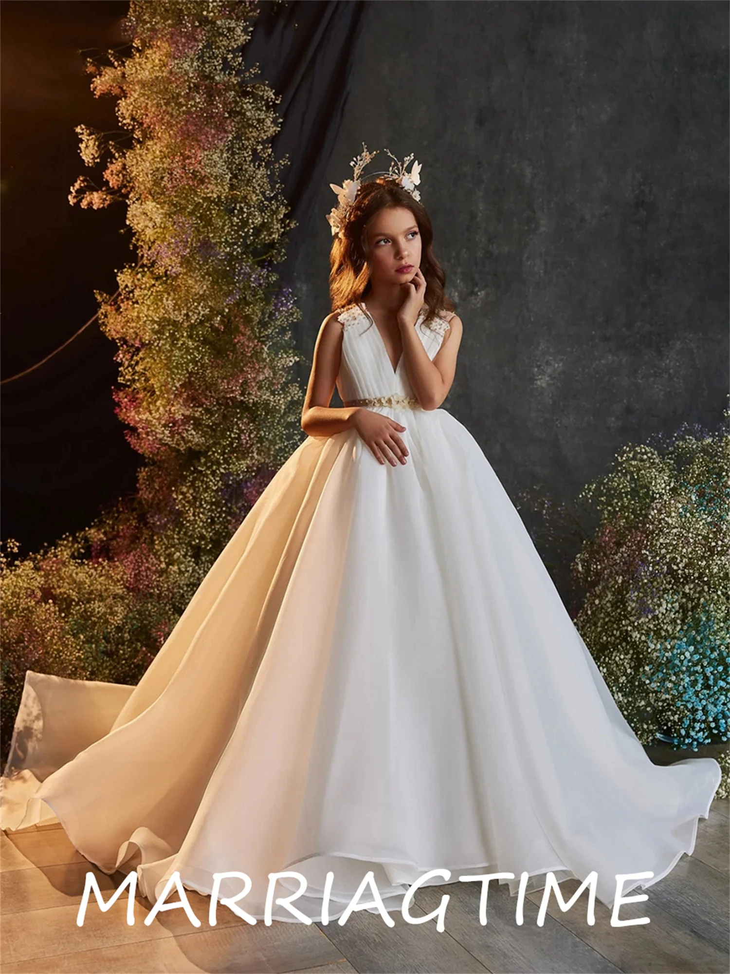 2022 White Flower Girl Dresses For Weddings Elegant V-Neck Sleeveless For Kids Birthday Party Dress A-Line First Communion Dress
2022 White Flower Girl Dresses For Weddings Elegant V-Neck Sleeveless For Kids Birthday Party Dress A-Line First Communion Dress