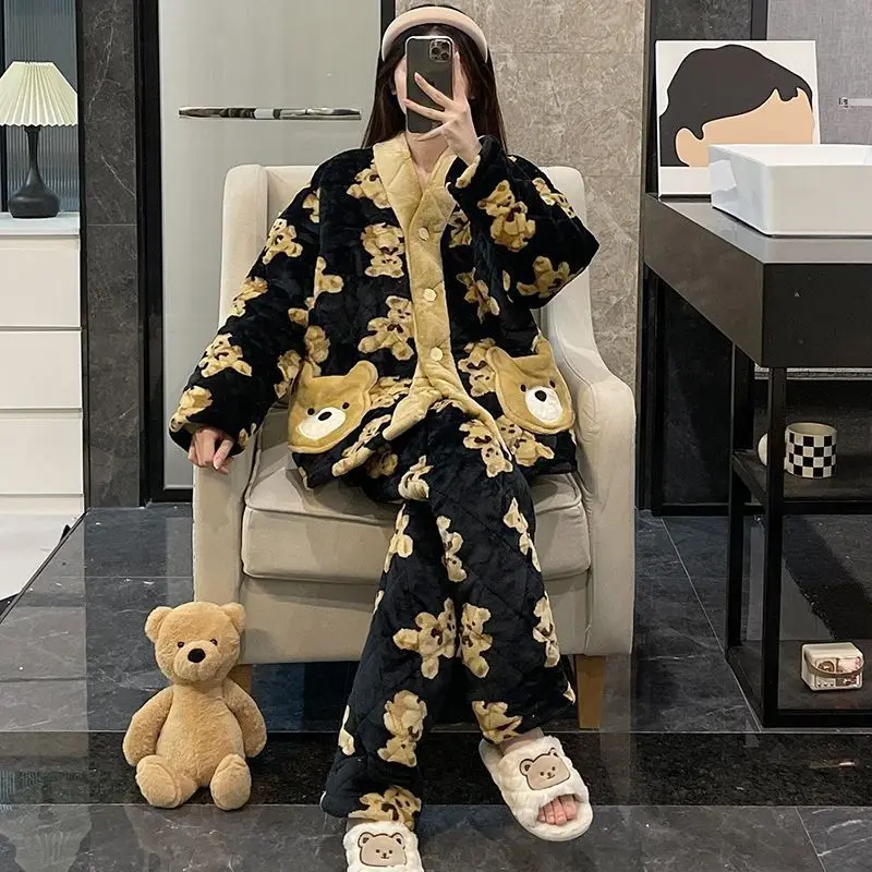 Coral Velvet Cotton-padded Famale Pajamas Women Autumn Winter Loungewear Three-layer Thicken Plus Warm Flannel Home Clothes Suit
Coral Velvet Cotton-padded Famale Pajamas Women Autumn Winter Loungewear Three-layer Thicken Plus Warm Flannel Home Clothes Suit