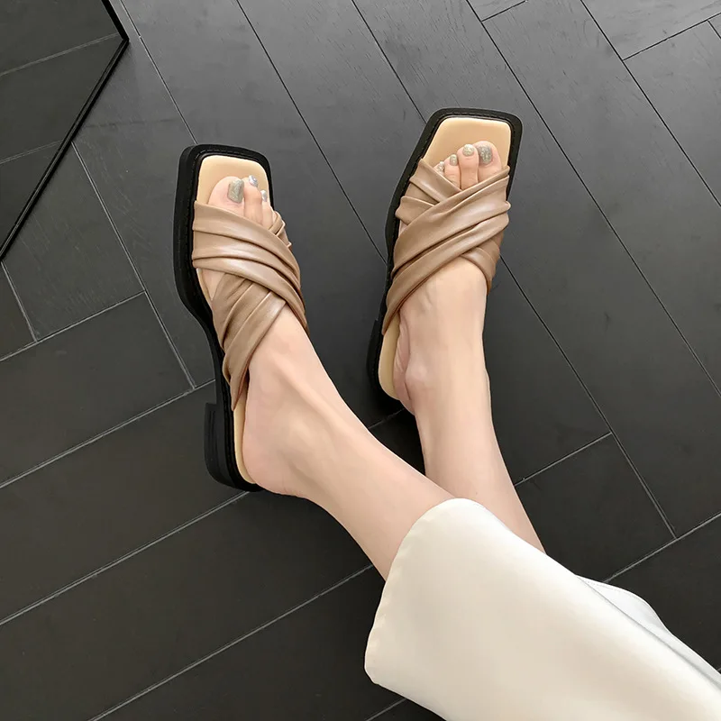 Pleated Cross Summer Women Slippers Square Open Toe Chunky Sandals Simple Flat Outdoor Flip Flops Casual Comfortable Beach Shoes
Pleated Cross Summer Women Slippers Square Open Toe Chunky Sandals Simple Flat Outdoor Flip Flops Casual Comfortable Beach Shoes