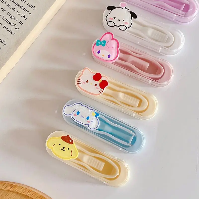 2 шт. Sanrio Hellokitty Kuromi Mymelody Purin почтовые приспособления Cutetake износостойкие щипчики всасывающая палочка коробка для красивых учеников невидимая
2 шт. Sanrio Hellokitty Kuromi Mymelody Purin почтовые приспособления Cutetake износостойкие щипчики всасывающая палочка коробка для красивых учеников невидимая