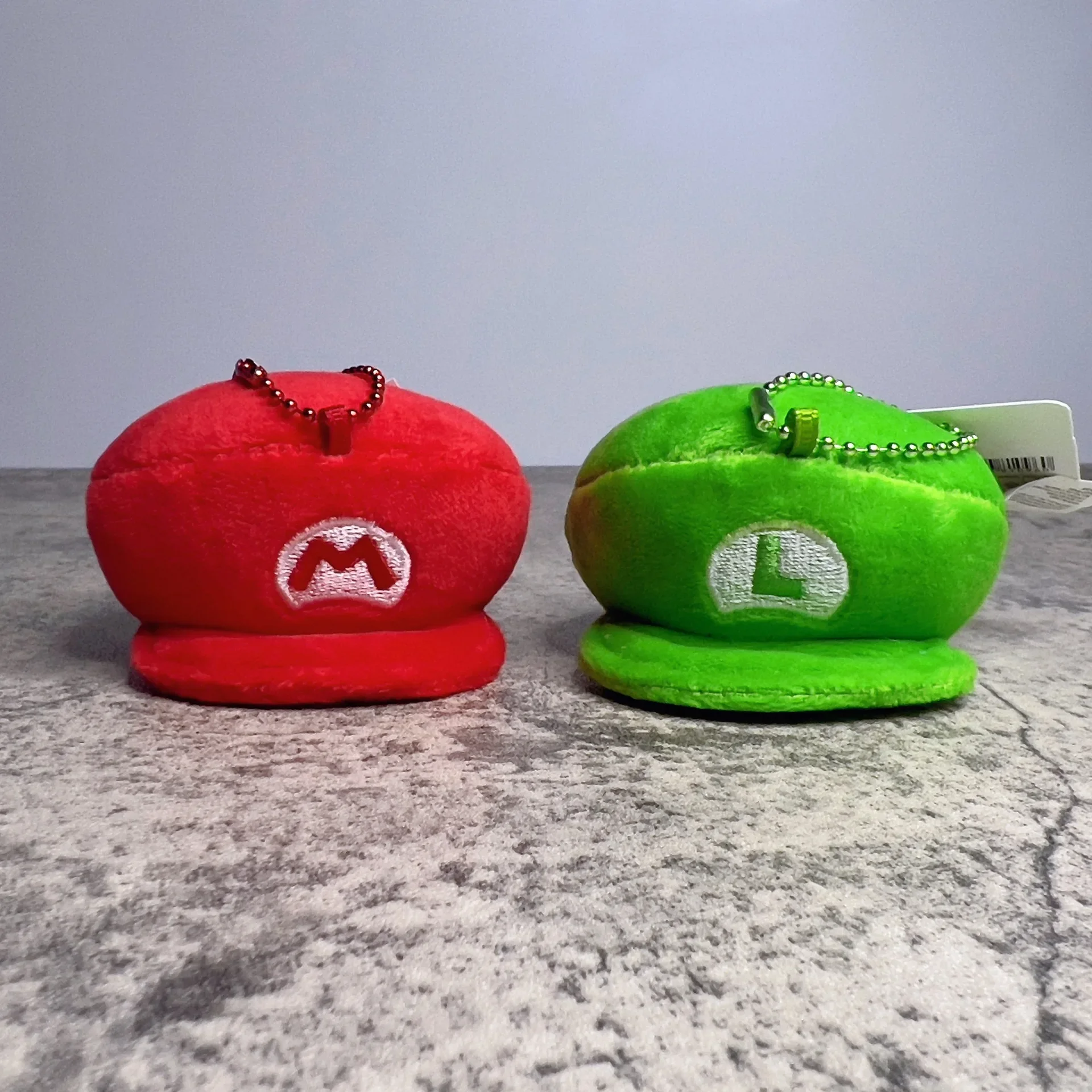 Super Mario Red Green Hat Plush Keychain Pendant Cute Cartoon Classic Game Soft Stuffed Plush Dolls Kids Birthday Small Gifts
Super Mario Red Green Hat Plush Keychain Pendant Cute Cartoon Classic Game Soft Stuffed Plush Dolls Kids Birthday Small Gifts