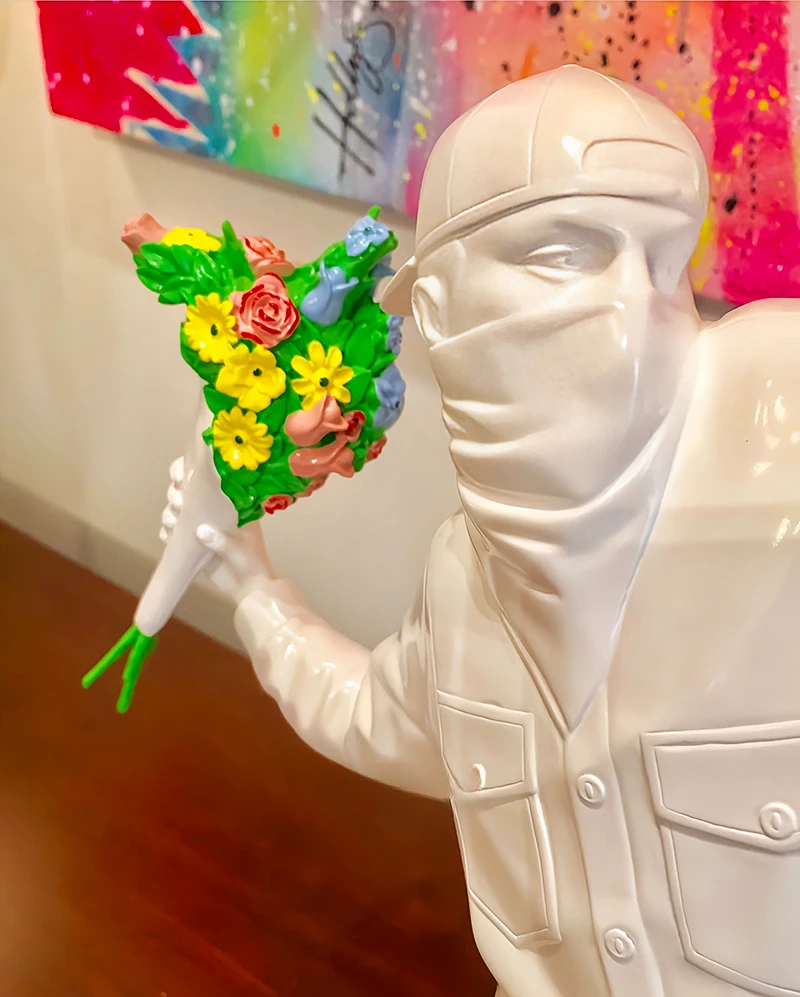 Banksy Flower Bomber Trendy Toy Ornaments for Boys, Artist-designed Sculptures, Colorful Gift Boxes, Gifts for Boys Banksy Flower Bomber Trendy Toy Ornaments for Boys, Artist-designed Sculptures, Colorful Gift Boxes, Gifts for Boys