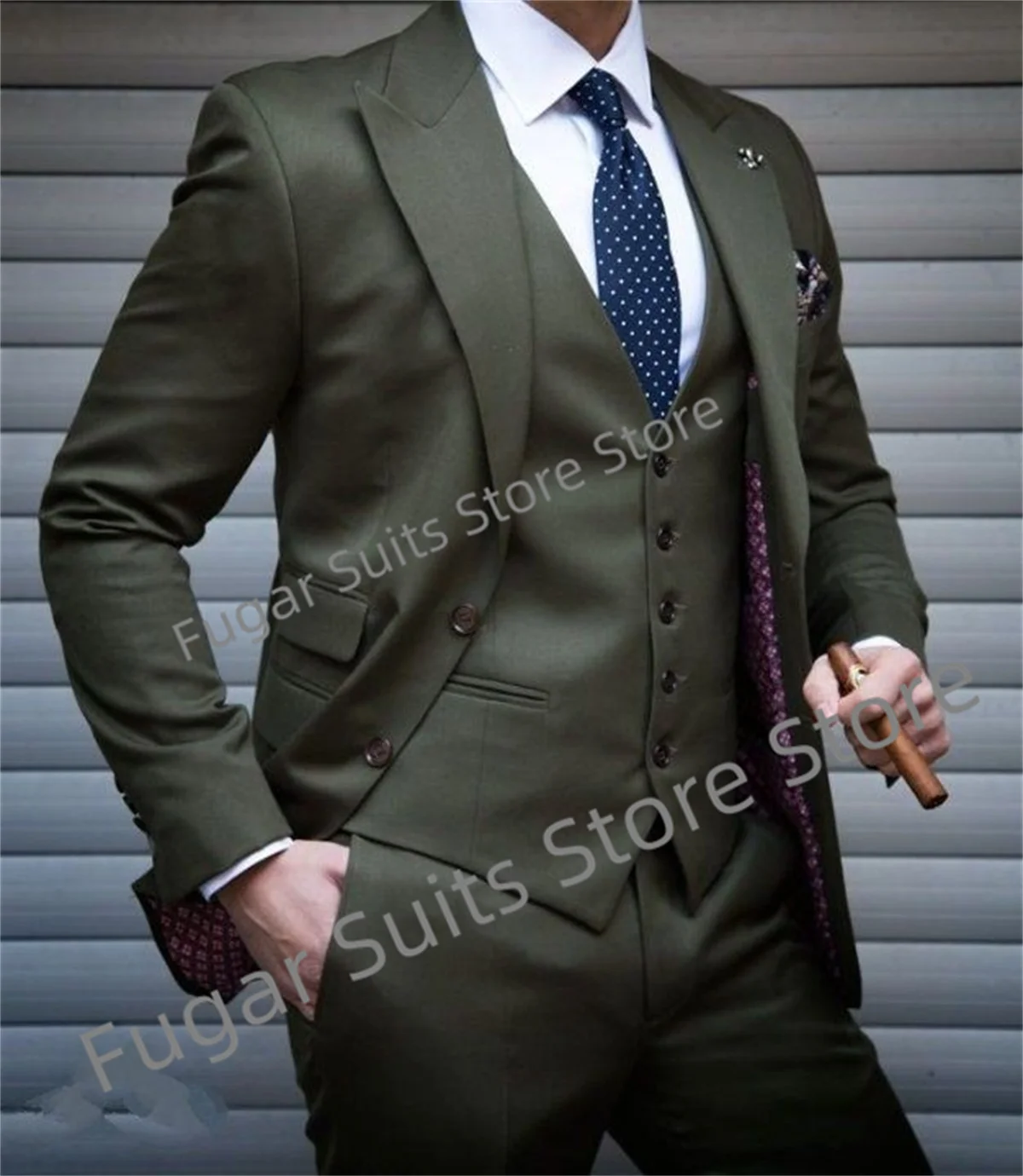 Classic Army Green Wedding Men Suits Slim Fit Peak Lapel Groom Formal Tuxedos 3Pieces Sets Business Male Blazer Ternos Mascuion
Classic Army Green Wedding Men Suits Slim Fit Peak Lapel Groom Formal Tuxedos 3Pieces Sets Business Male Blazer Ternos Mascuion