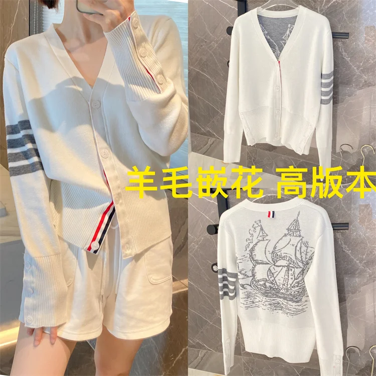 In Stock 2023 Autumn High Version Tb Four Bars Wool Knitted V-neck Embroidered Sailboat Intarsia Cardigan Versatile Jacket
In Stock 2023 Autumn High Version Tb Four Bars Wool Knitted V-neck Embroidered Sailboat Intarsia Cardigan Versatile Jacket