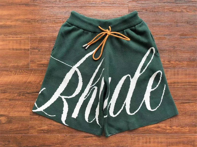23SS High Quality Rhude Knitted Shorts Men Women Oversized Big Letters Logo Jacquard Breeches Inside Tags Haikyuu Casual Shorts
23SS High Quality Rhude Knitted Shorts Men Women Oversized Big Letters Logo Jacquard Breeches Inside Tags Haikyuu Casual Shorts