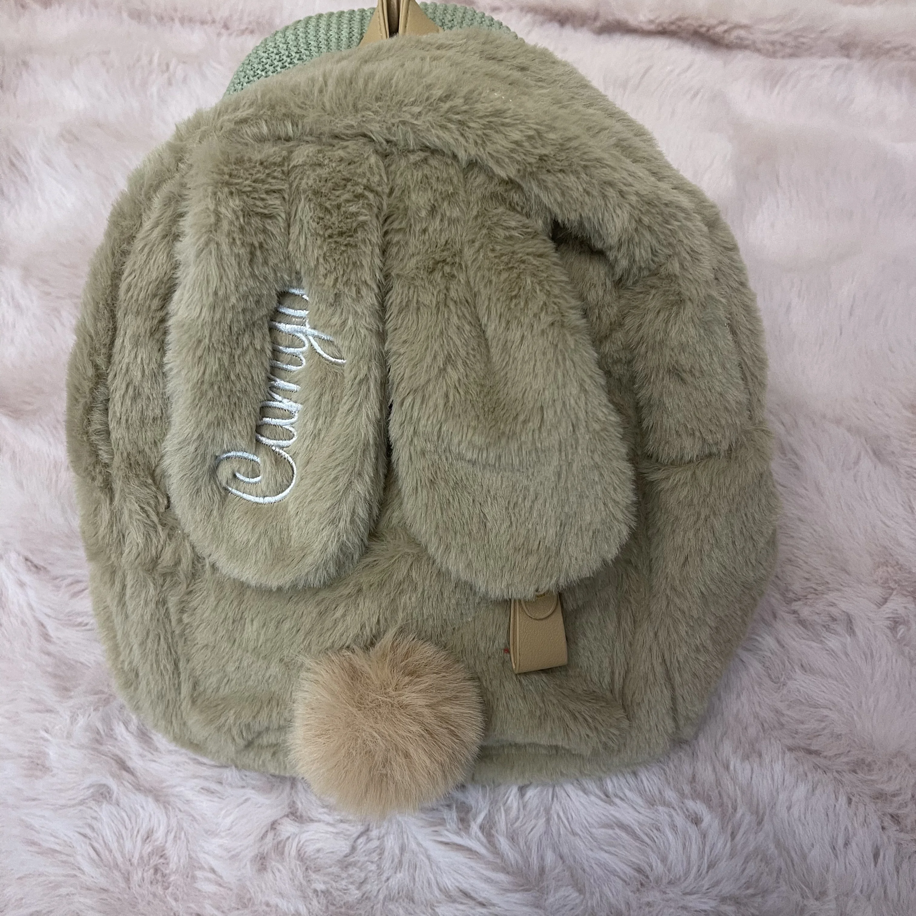 Embroidered Autumn And Winter Women's Personalized Plush Backpack, New Cute Rabbit Ears, With Name Plush Women's Gift Bag
Embroidered Autumn And Winter Women's Personalized Plush Backpack, New Cute Rabbit Ears, With Name Plush Women's Gift Bag