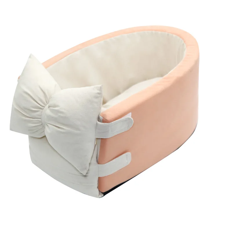 Car Kennel Armrest Pet Central Control Nest Car Pet Mat Small and Medium-Sized Dogs Car Pet Bed Detachable Portable
Car Kennel Armrest Pet Central Control Nest Car Pet Mat Small and Medium-Sized Dogs Car Pet Bed Detachable Portable