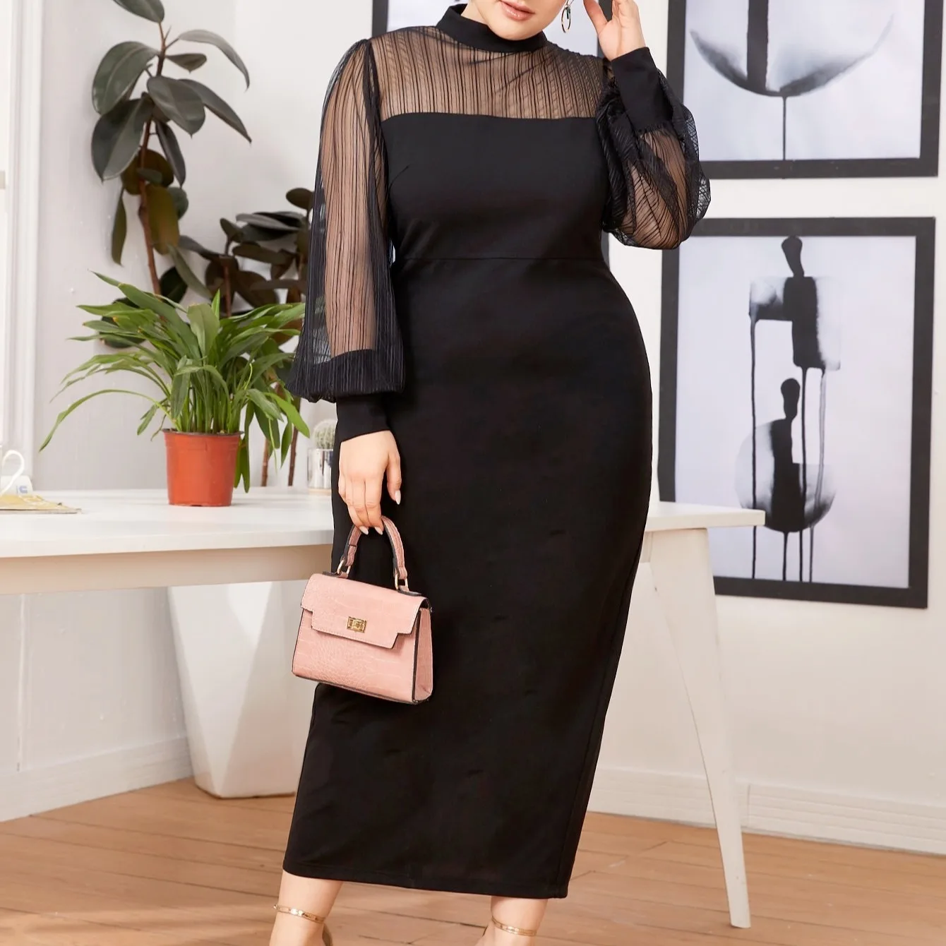 

2023 Large Women's OL Commuter Mesh Spliced Half High Neck Perspective Wrapped Hip Long Dress