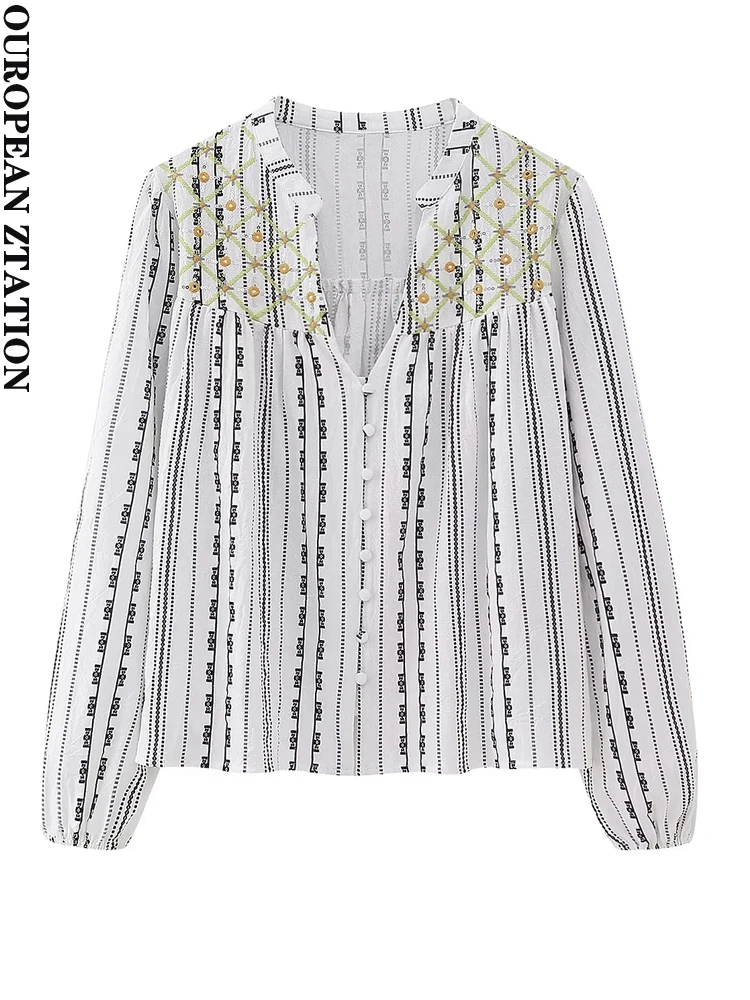 PAILETE Women 2023 fashion with beading embroidered blouse sexy long sleeve button-up female shirts chic tops
PAILETE Women 2023 fashion with beading embroidered blouse sexy long sleeve button-up female shirts chic tops