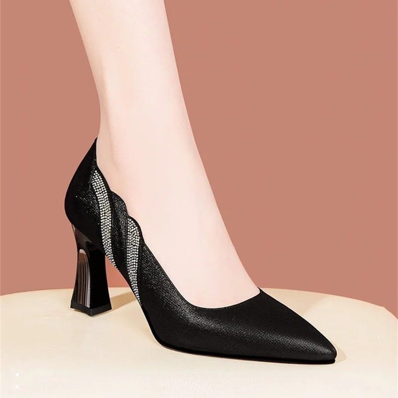 Sapatos Femininas Women Classic High Quality Spring & Summer Stiletto Heels Lady Fashion Comfort Navy Blue Slip on Pumps G1073
Sapatos Femininas Women Classic High Quality Spring & Summer Stiletto Heels Lady Fashion Comfort Navy Blue Slip on Pumps G1073