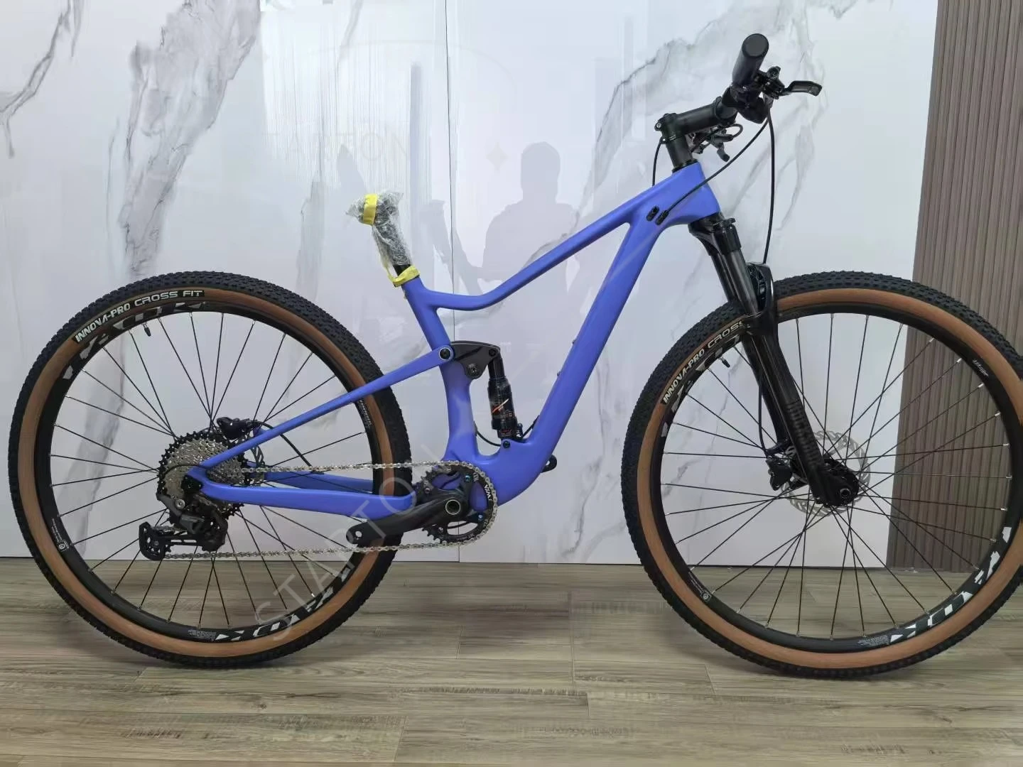 MTB-XC-097 29er Carbon Full Suspension Mountain Bike Disc Brake Downhill Trek MTB Discount Carbon Dirt Mountain Bicycle MTB-XC-097 29er Carbon Full Suspension Mountain Bike Disc Brake Downhill Trek MTB Discount Carbon Dirt Mountain Bicycle