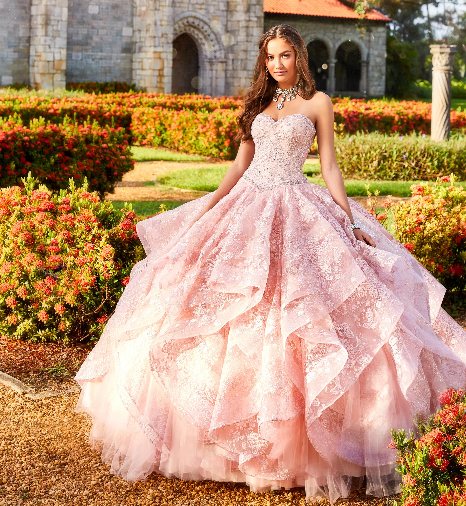 

Pink Charro Quinceanera Dresses Ball Gown Sweetheart Appliques Lace Beaded Puffy Mexican Sweet 16 Dresses 15 Anos