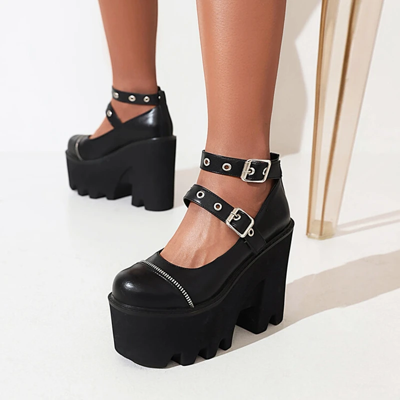 

BLXQPYT Zapatos De Mujer 2022 Patent Leather Party Fashion Rivet Retro Wedges Platform Heels Women Shoes Big Size 43 44 H-6