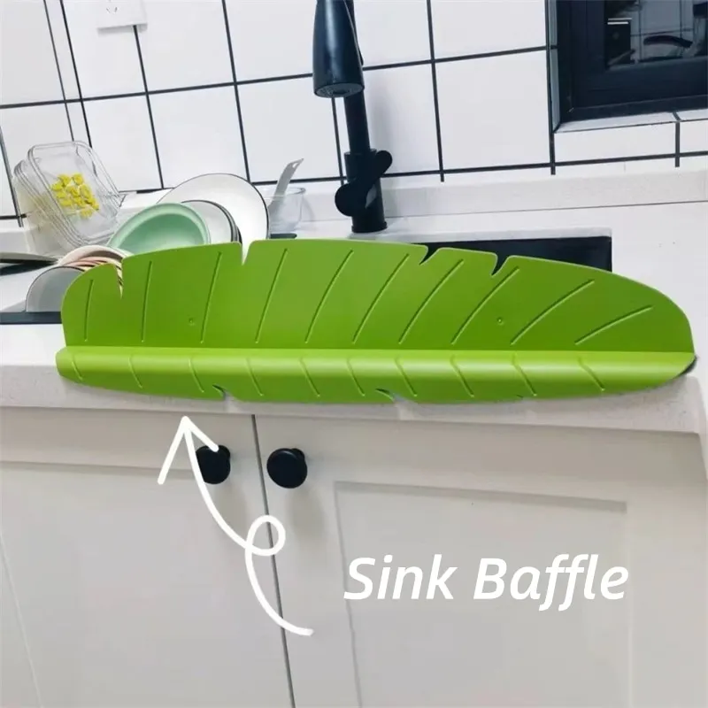 Leaf Sink Water Splash Guard Sucker Waterproof Oil-Proof Splashproof Baffle Vegetable Dish Washing Anti-water Board Kitchen Tool
Leaf Sink Water Splash Guard Sucker Waterproof Oil-Proof Splashproof Baffle Vegetable Dish Washing Anti-water Board Kitchen Tool