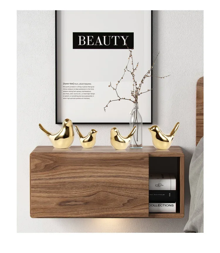 Modern Simple Abstract Birds Gold Animal Ornaments Home Decorative Gifts Ceramic Crafts Interior Decorative Bird Statues
Modern Simple Abstract Birds Gold Animal Ornaments Home Decorative Gifts Ceramic Crafts Interior Decorative Bird Statues