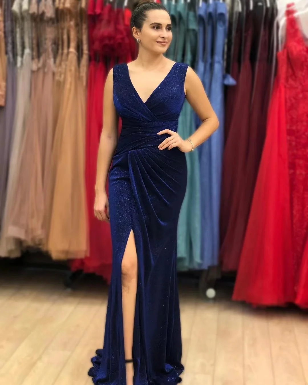 

Real Image Women Wear Long Ruched Side Slit Sexy Prom Dresses V Neck Sleeveless Wedding Guest Dress Zipper Back Evening Gowns