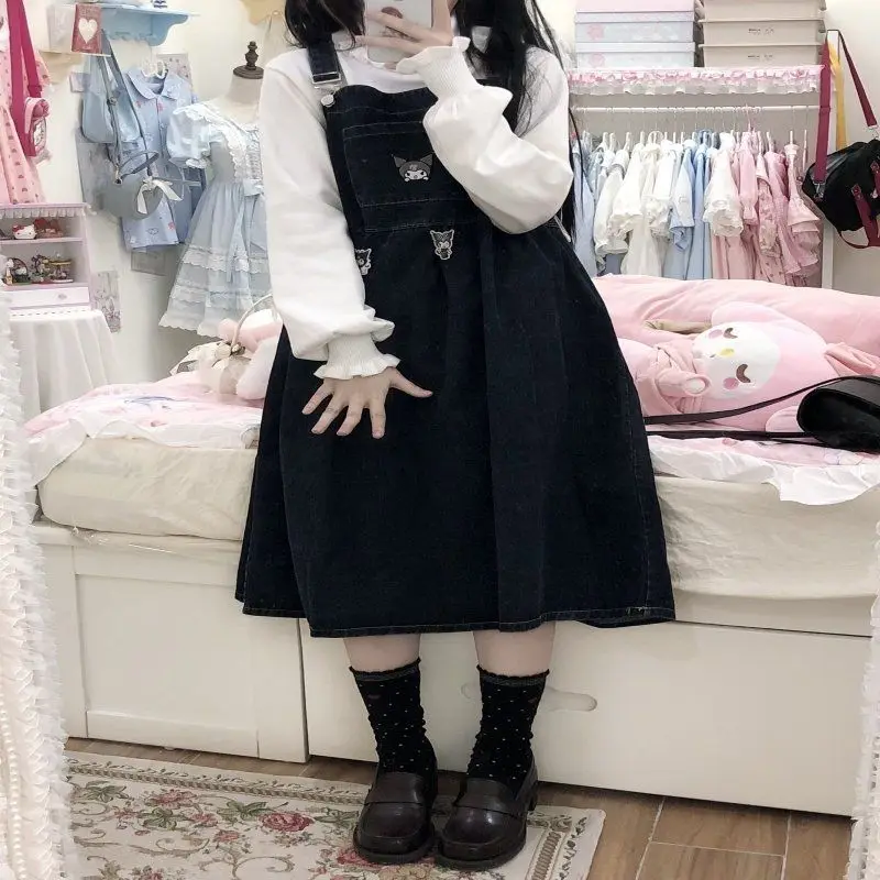 New Kuromi Kawaii Anime Sanrio Cowboy Back Denim Skirt Girl Heart Lovely Small Cute Cartoon Temperament Dress Creative Gift Toys
New Kuromi Kawaii Anime Sanrio Cowboy Back Denim Skirt Girl Heart Lovely Small Cute Cartoon Temperament Dress Creative Gift Toys