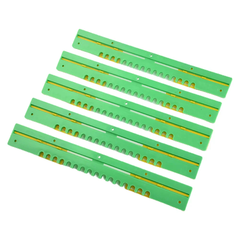 Convenient Beehive Door Beekeeping Box Entrance Disc Bee Nest Gate, Set Of 5 Plastic Doors, Control Bees' Movements With Ease
Convenient Beehive Door Beekeeping Box Entrance Disc Bee Nest Gate, Set Of 5 Plastic Doors, Control Bees' Movements With Ease