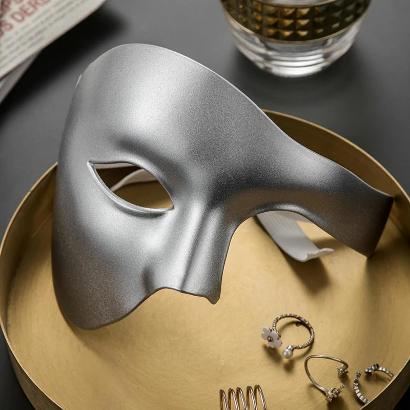 Simple Masquerade Masks Women Men Fashion Vintage Costume Beach Party Prom Cosplay Halloween Easter Opera Sexy Dating Toy Silver
Simple Masquerade Masks Women Men Fashion Vintage Costume Beach Party Prom Cosplay Halloween Easter Opera Sexy Dating Toy Silver