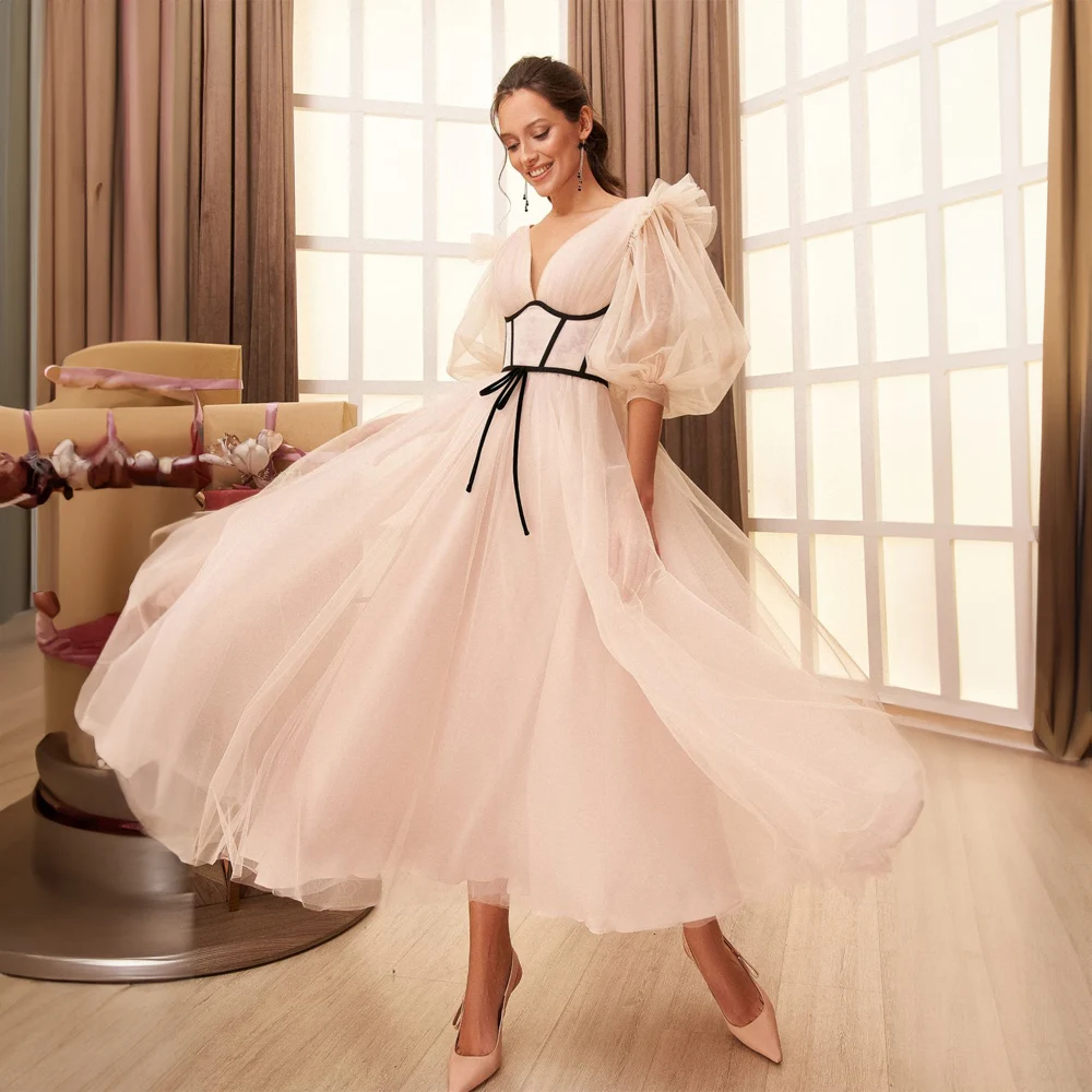 Elegant V-neck Puffy A-line Prom Dress for Women Half Ruffy Sleeve Tea-Length Lace up Party Evening Gown فساتين مناسبة رسمية
Elegant V-neck Puffy A-line Prom Dress for Women Half Ruffy Sleeve Tea-Length Lace up Party Evening Gown فساتين مناسبة رسمية