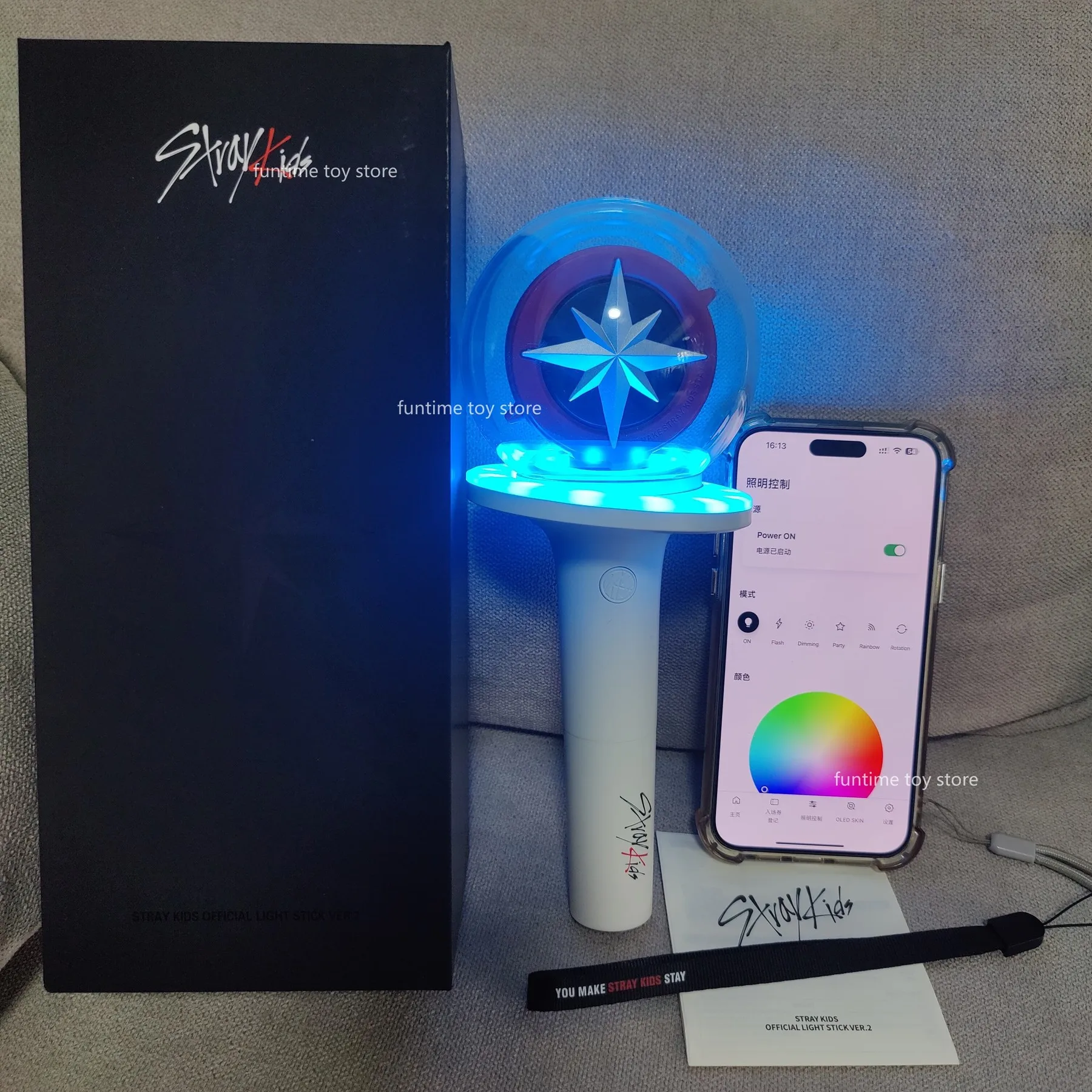 

Kpop Strayed Kids Lightstick Ver.2 With Bluetooth Concert Flash Hand Lamp Glow StrayKidsing Light Stick Fans Collection Gift