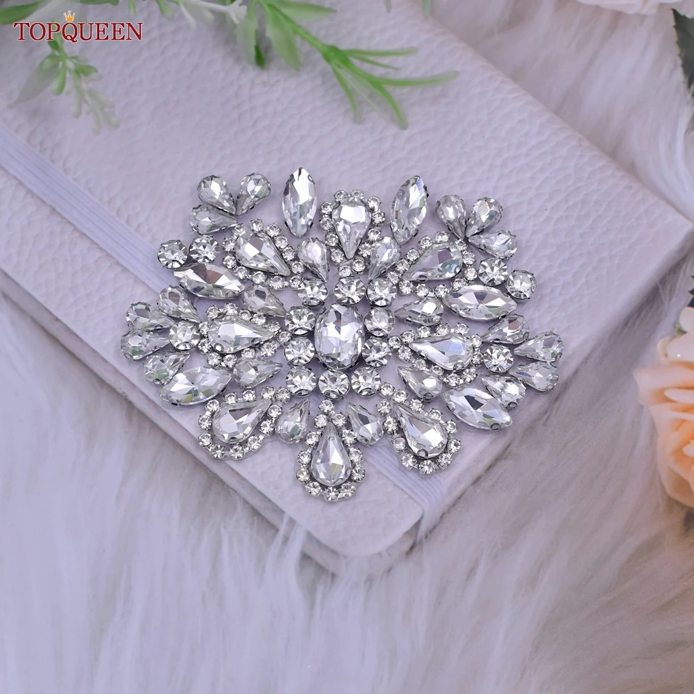 

TOPQUEEN SP02 Silver Bead and Rhinestone Patches Appliques for Clothes Sewing Fabric Cover for Neckline Woman's Fake Collars