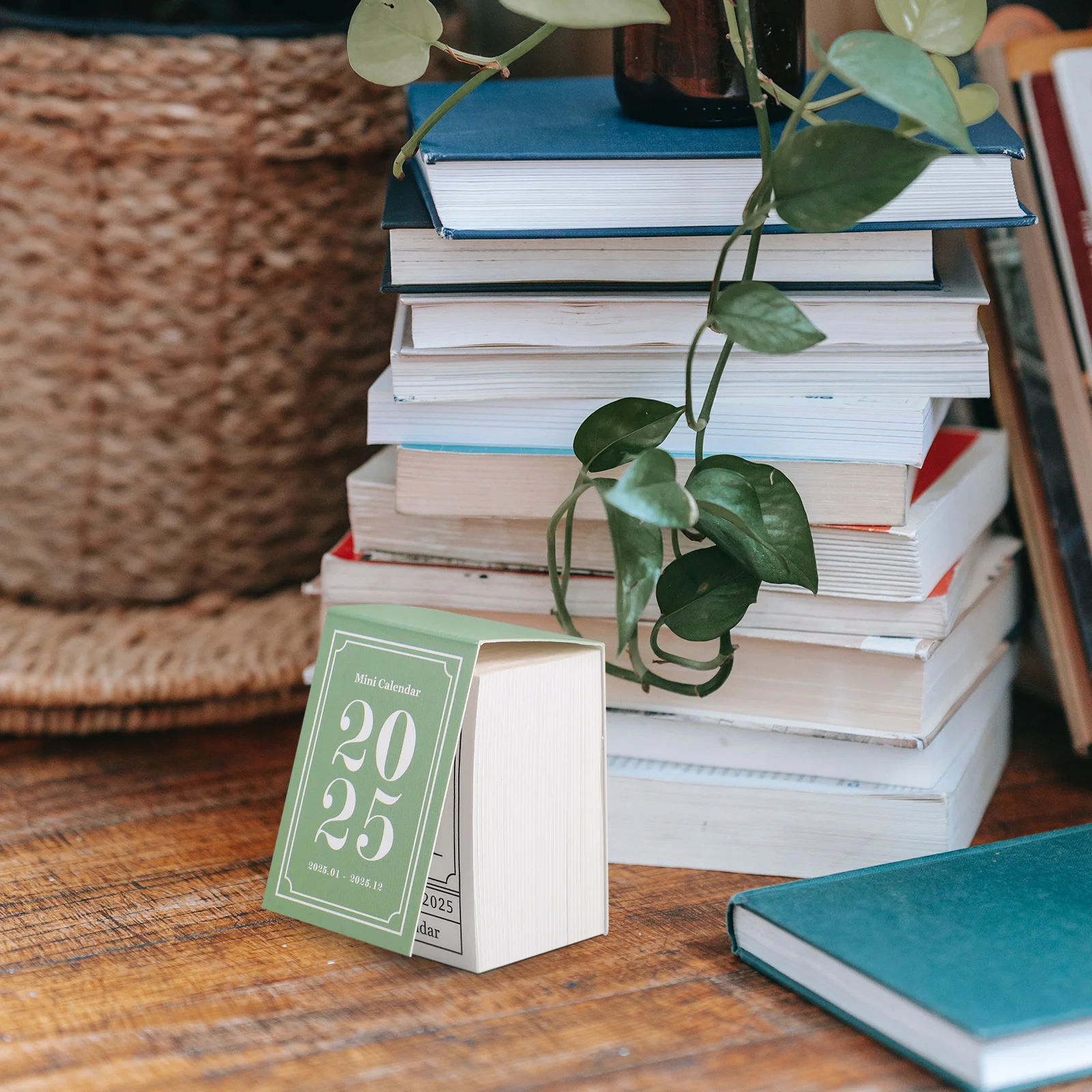 Retro Mini Calendar 2025 Desk DIY Planning Multi-function Home Decoration Standing Small Vintage
Retro Mini Calendar 2025 Desk DIY Planning Multi-function Home Decoration Standing Small Vintage