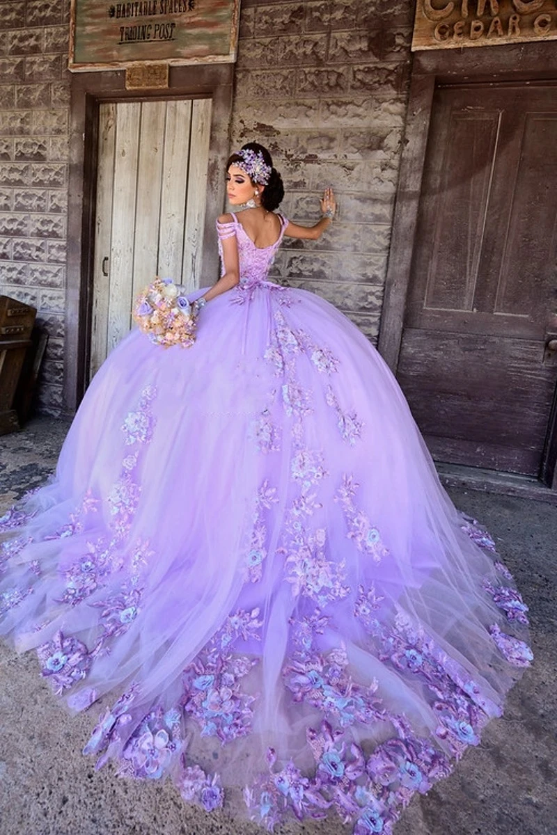 ANGELSBRIDEP Lilac Off Shoulder Quinceanera Dress Lace Applique Tulle Birthday Party Gown Sweet 16 Vestidos De 15 Anos Custom
ANGELSBRIDEP Lilac Off Shoulder Quinceanera Dress Lace Applique Tulle Birthday Party Gown Sweet 16 Vestidos De 15 Anos Custom