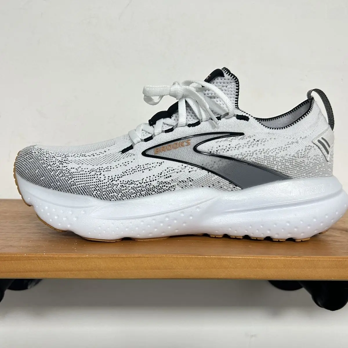 Brooks Glycerin Shock-Absorbing Marathon Glycerin 20 Running Shoes Men and Women Tenis Masculino zapatos
Brooks Glycerin Shock-Absorbing Marathon Glycerin 20 Running Shoes Men and Women Tenis Masculino zapatos