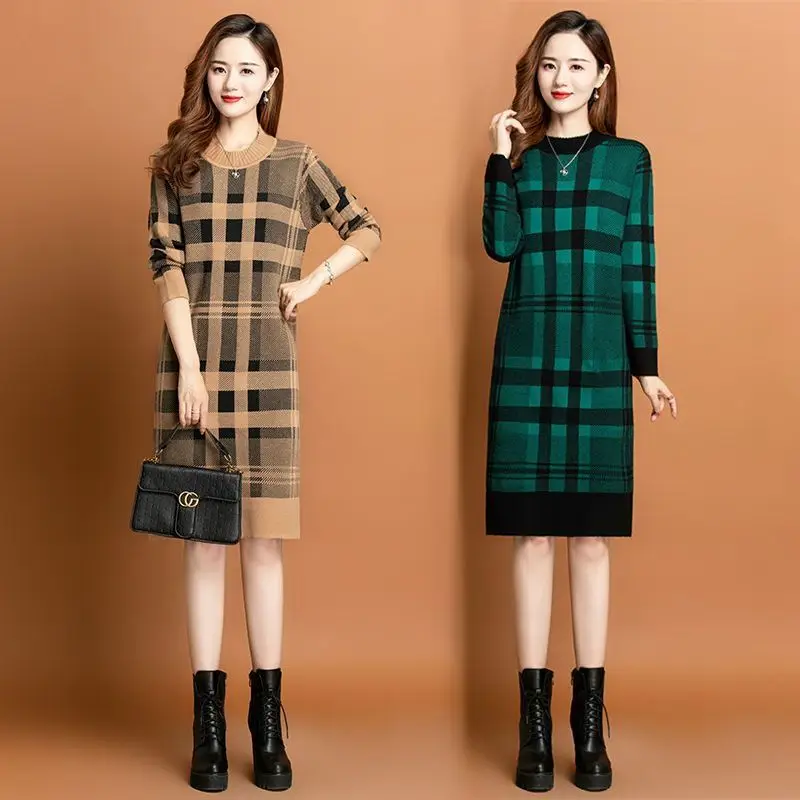 Oversize Plaid Women Knit Dress For Autumn Winter 2023 New Fashion Elegant Patchwork Half High Collar Female Slim Long Sweater
Oversize Plaid Women Knit Dress For Autumn Winter 2023 New Fashion Elegant Patchwork Half High Collar Female Slim Long Sweater