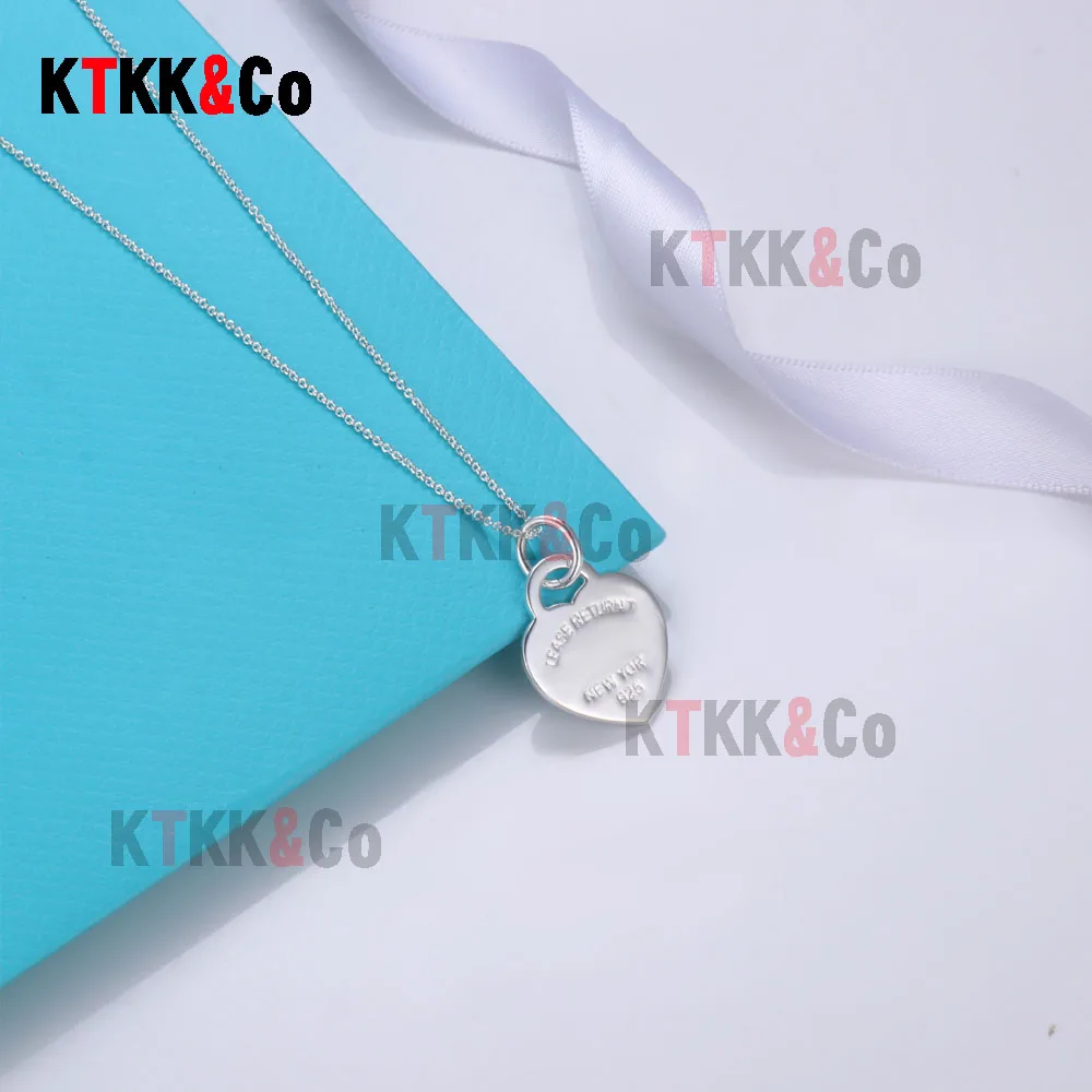 High quality 100% 925 sterling silver fashion letter love pendant necklace for women's collarbone chain gift
High quality 100% 925 sterling silver fashion letter love pendant necklace for women's collarbone chain gift