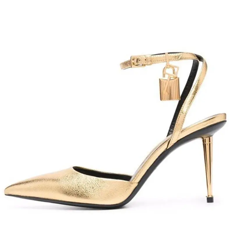 New Women's Black Gold Metal Heel Pointed Toe Pumps Metal Lock Decor High-Heeled High Quality Leather Dress Party Shoes 35-43
New Women's Black Gold Metal Heel Pointed Toe Pumps Metal Lock Decor High-Heeled High Quality Leather Dress Party Shoes 35-43
