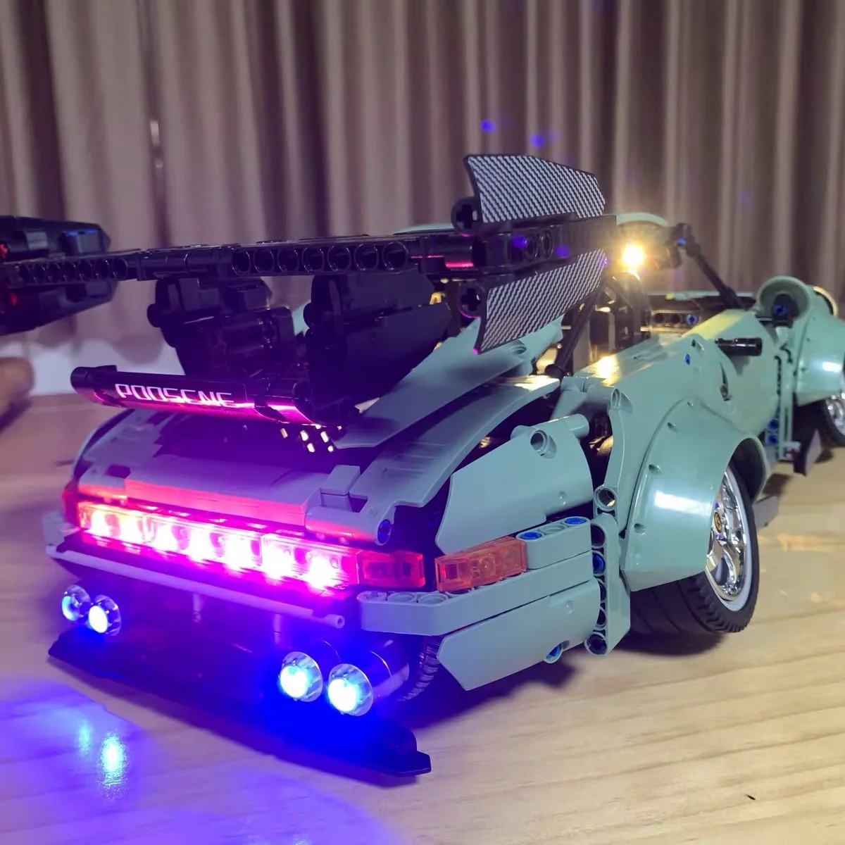 City Green Supercar 964 RWB 1:10 Model Low-Profile Wide-body Racing Car Technology Mechanical Car Building Blocks Toys Boys Gift City Green Supercar 964 RWB 1:10 Model Low-Profile Wide-body Racing Car Technology Mechanical Car Building Blocks Toys Boys Gift