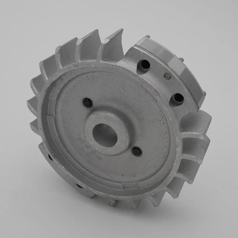 Маховик Fly Wheel подходит для HUS 268 272 XP 272XP JONSERED 670 бензопила запасные части
Маховик Fly Wheel подходит для HUS 268 272 XP 272XP JONSERED 670 бензопила запасные части